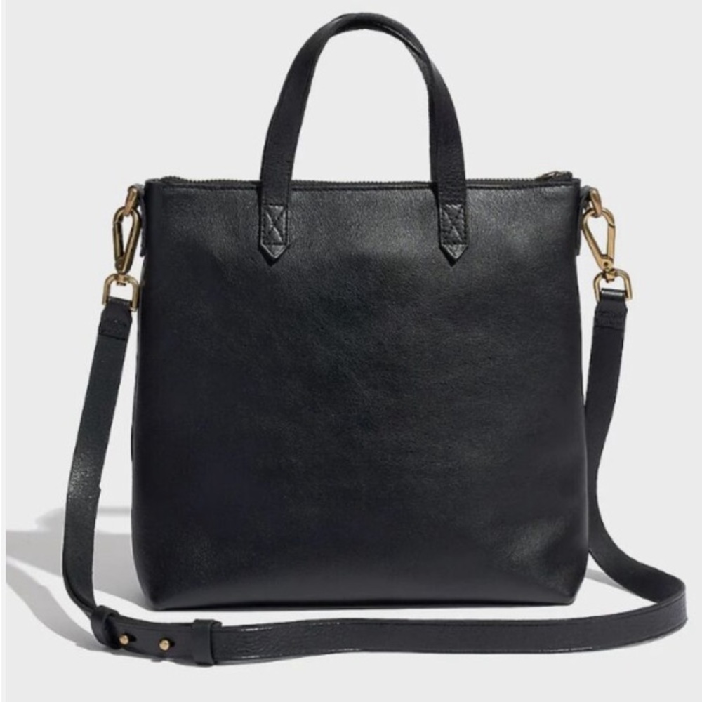 Madewell The Transport Zip Crossbody in black